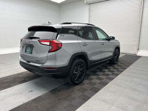 Certified 2024 GMC Terrain SLE w/ Driver Convenience Package AWD/4WD image 9