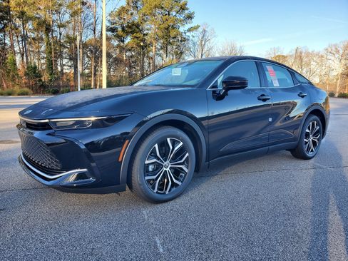 New 2026 Toyota Crown XLE image 2