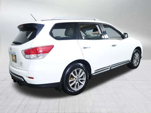 Used 2014 Nissan Pathfinder SL w/ SL Premium Package AWD/4WD image 7