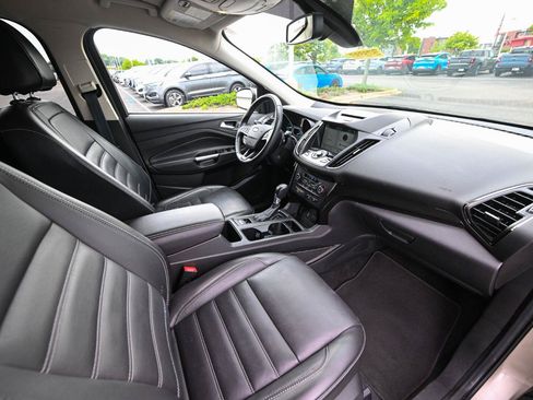 Used 2017 Ford Escape Titanium AWD/4WD image 25
