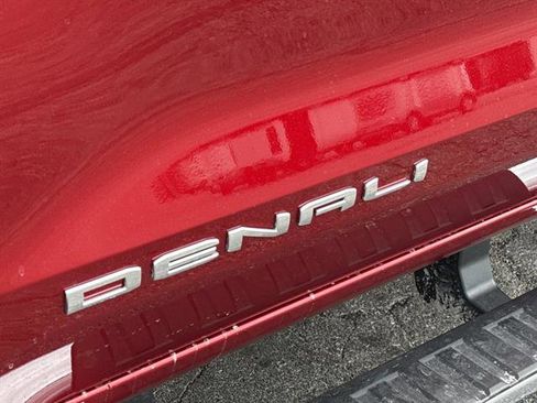 New 2026 GMC Canyon Denali AWD/4WD image 11