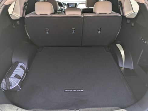 Used 2019 Hyundai Santa Fe Limited FWD image 11