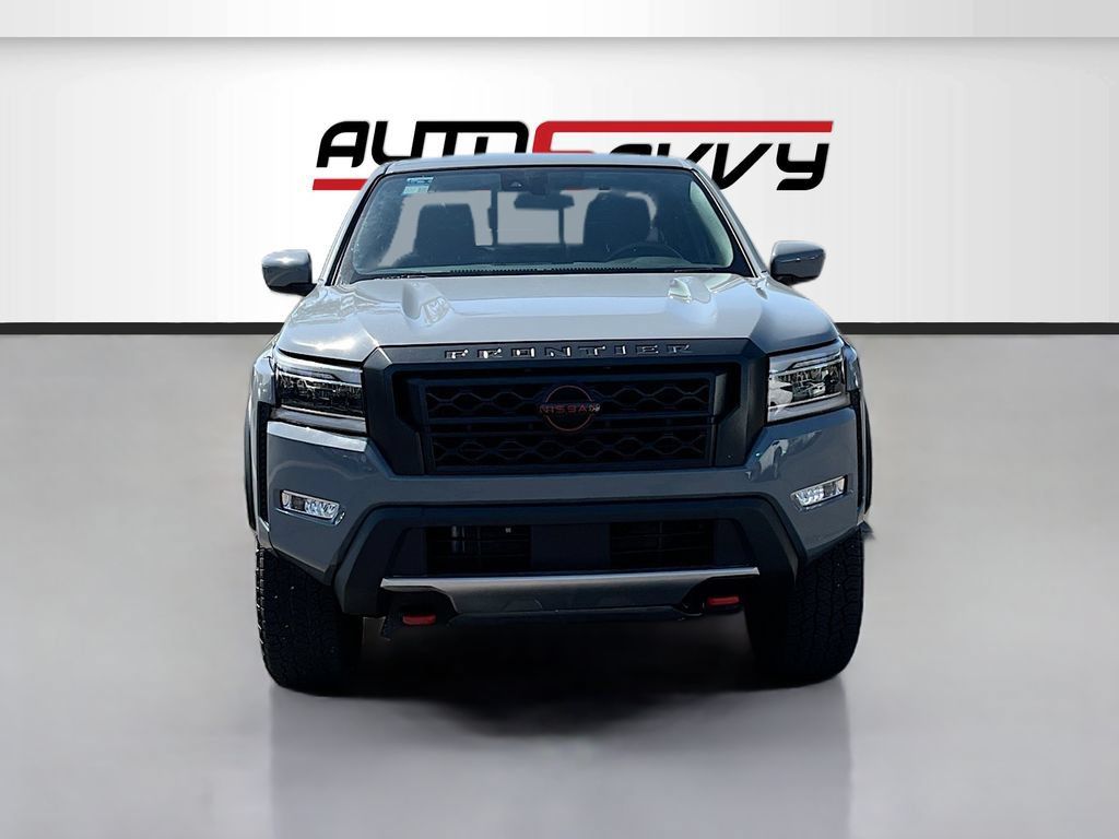 Used 2024 Nissan Frontier PRO-4X w/ Technology Package AWD/4WD image 2