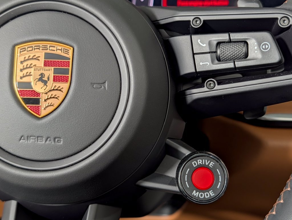 Certified 2026 Porsche 911 Targa 4S AWD/4WD image 36