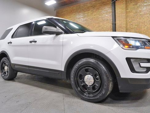 Used 2017 Ford Explorer 4WD Police Interceptor image 8
