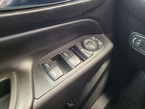 Used 2019 Chevrolet Equinox LT FWD image 27