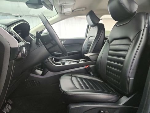 Used 2020 Ford Edge SEL w/ Convenience Package FWD image 11