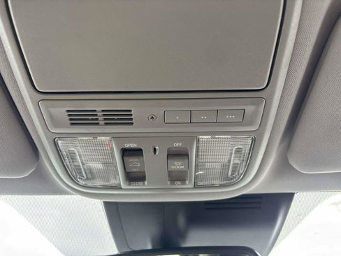 Used 2021 Honda CR-V EX-L image 29