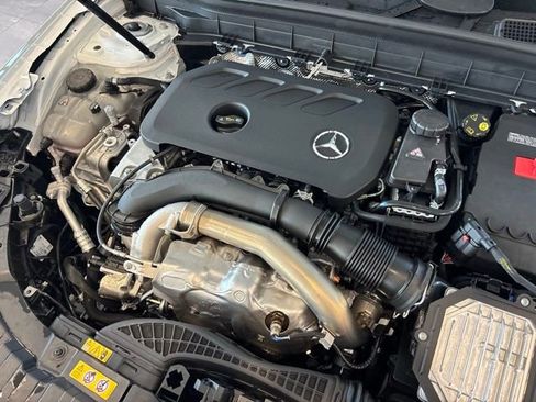 Used 2026 Mercedes-Benz GLB 250 4MATIC image 27