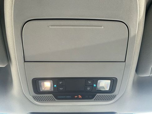 Used 2023 Ford F150 XLT image 25