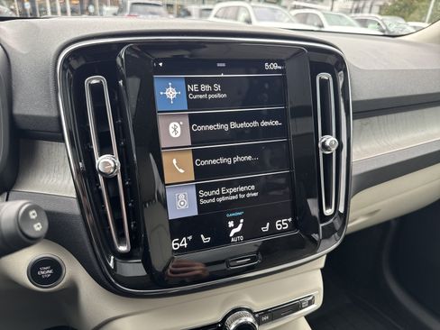Used 2021 Volvo XC40 T5 Inscription w/ Advanced Package AWD/4WD image 14