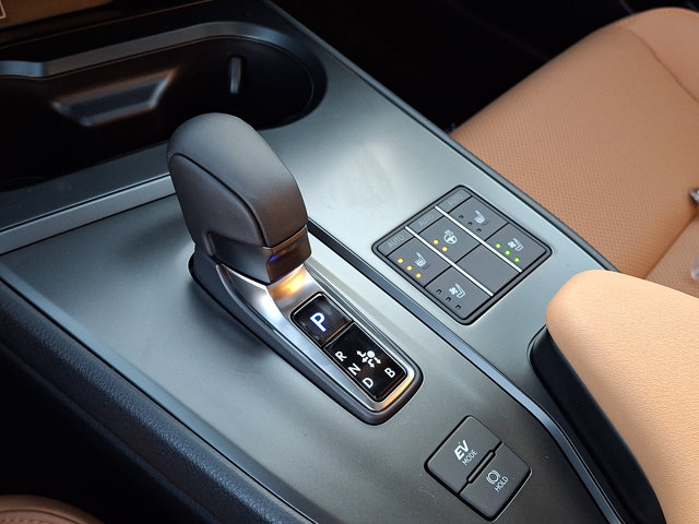 New 2026 Lexus UX 300h AWD image 9