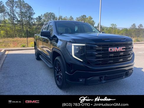 Used 2023 GMC Sierra 1500 Elevation image 1