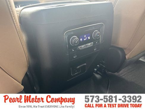 Certified 2024 Chevrolet Tahoe Premier image 3