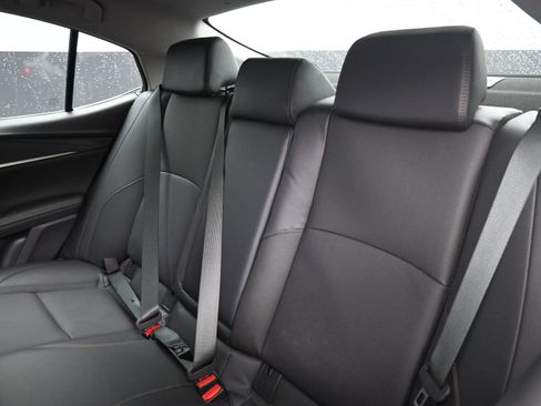 Used 2026 Toyota Camry XLE image 18