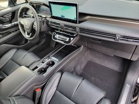 New 2026 Lincoln Corsair Grand Touring AWD/4WD image 24