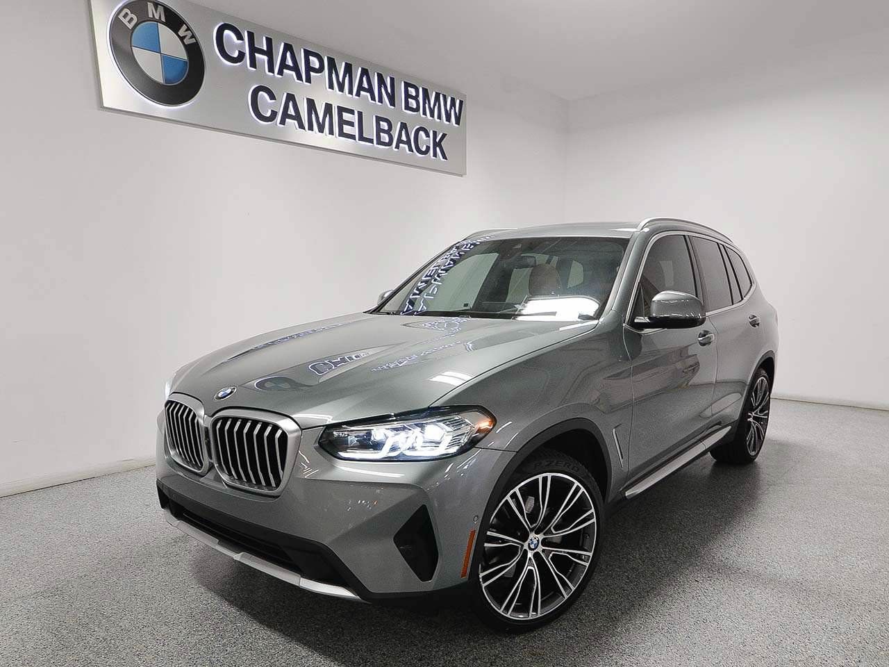 Used 2024 BMW X3 xDrive30i w/ Premium Package AWD/4WD image 1