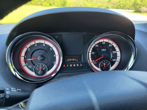 Used 2014 Dodge Grand Caravan SE FWD image 20