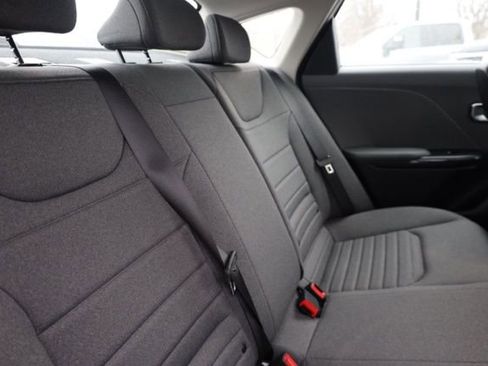 Certified 2025 Kia K4 EX image 31