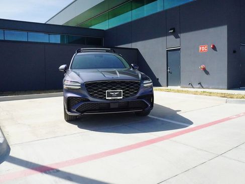 New 2026 Genesis GV70 3.5T Sport Prestige image 2