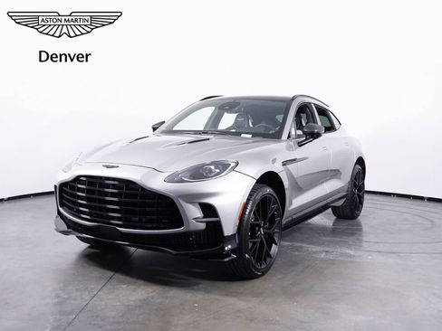 Used 2025 Aston Martin DBX 707 image 1