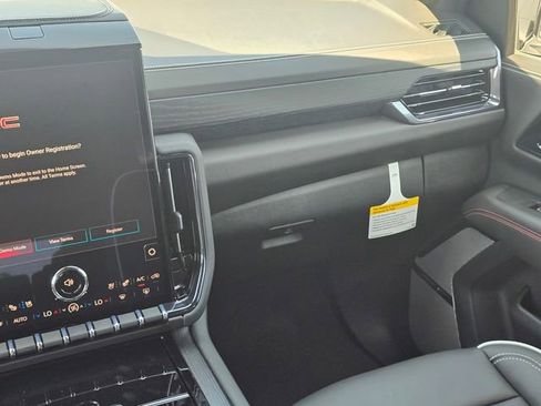 New 2026 GMC Yukon AT4 Ultimate AWD/4WD image 17