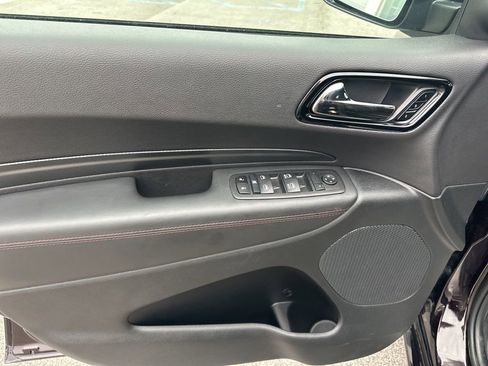 Used 2024 Dodge Durango GT image 10