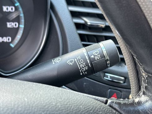 Used 2017 Chevrolet Impala LT image 35