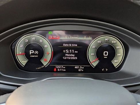 Certified 2025 Audi Q5 2.0T Premium Plus image 11