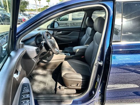 Used 2020 Hyundai Santa Fe SEL w/ Convenience + Premium Package FWD image 2