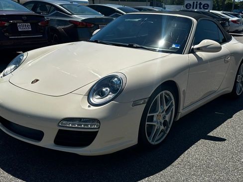 Used 2009 Porsche 911 Carrera S RWD image 5