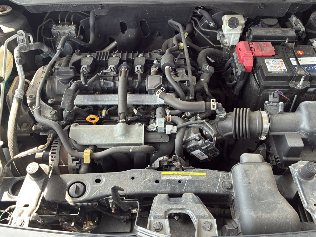 Used 2020 Nissan Kicks SR FWD image 37