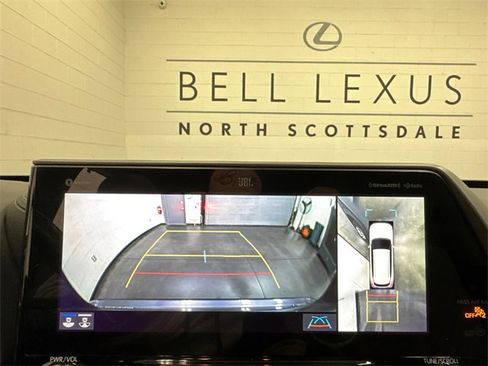 Used 2020 Toyota Highlander Limited image 18