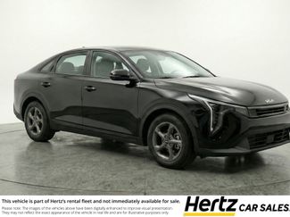 Used 2025 Kia K4 LXS video 1