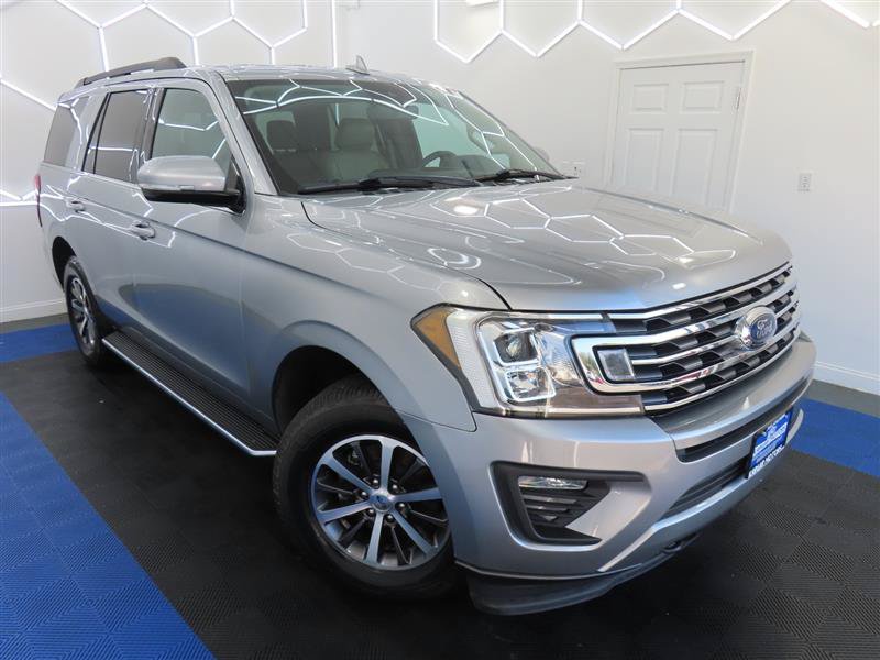 Used 2020 Ford Expedition XLT w/ Equipment Group 202A AWD/4WD image 5