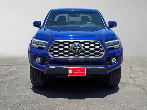 Used 2023 Toyota Tacoma TRD Off-Road w/ TRD Premium Off Road Package AWD/4WD image 8