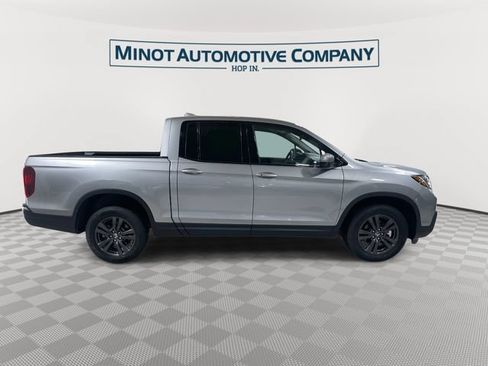 Used 2020 Honda Ridgeline Sport image 9