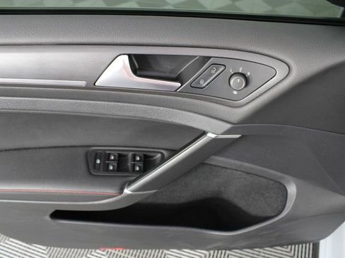 Used 2021 Volkswagen GTI SE image 14