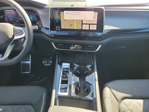 New 2026 Volkswagen Atlas Cross Sport SEL Premium R-Line image 5