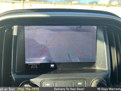 Used 2020 GMC Canyon SLE w/ Driver Alert Package image 20