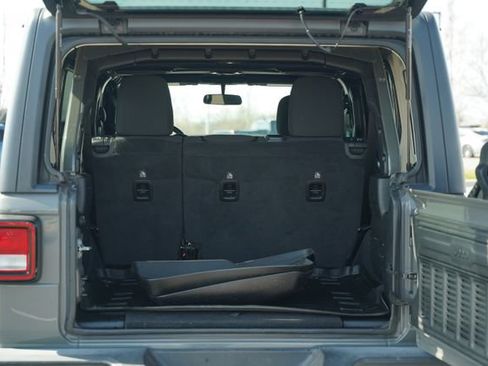 Used 2020 Jeep Wrangler Unlimited Sport S image 18