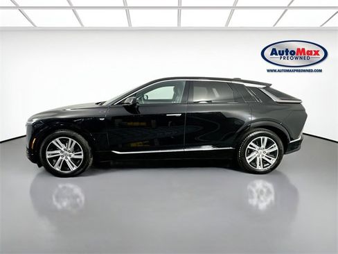 Used 2024 Cadillac Lyriq Tech image 9