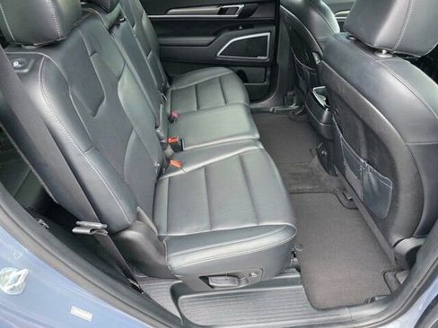 Used 2022 Kia Telluride LX image 31