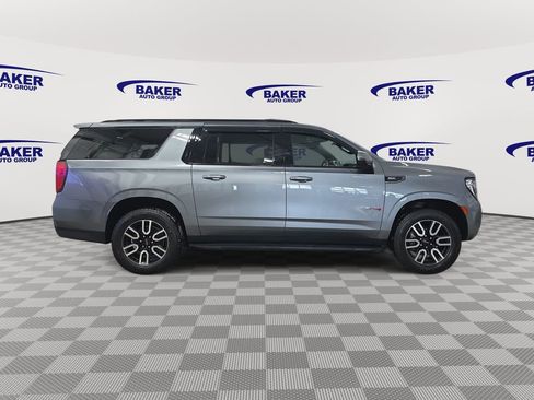 Used 2021 GMC Yukon XL AT4 image 4