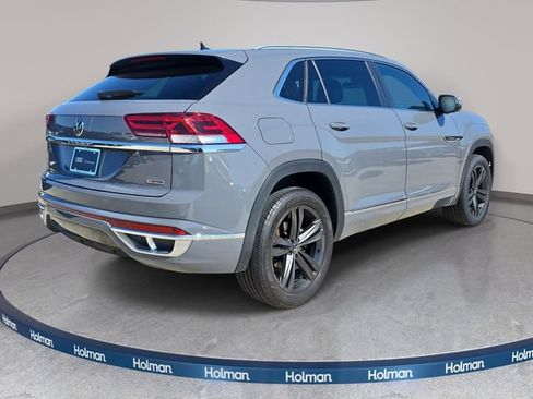 Used 2022 Volkswagen Atlas Cross Sport SEL R-Line AWD/4WD image 6