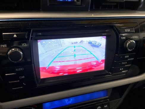 Used 2014 Toyota Corolla LE image 26