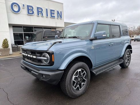 New 2025 Ford Bronco Outer Banks AWD/4WD image 1