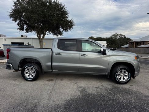 Used 2025 Chevrolet Silverado 1500 LT image 9