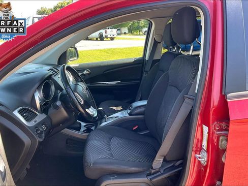 Used 2020 Dodge Journey SE w/ SE Popular Equipment Group FWD image 23