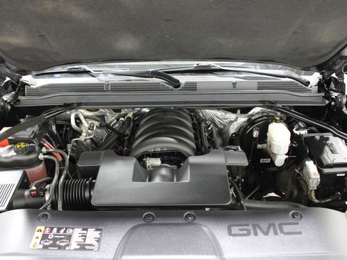 Used 2017 GMC Yukon SLT RWD image 46